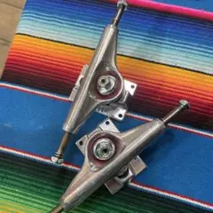 Item thumbnail for item 977d8a80-08c1-4ec2-95fa-a2c72d166e60