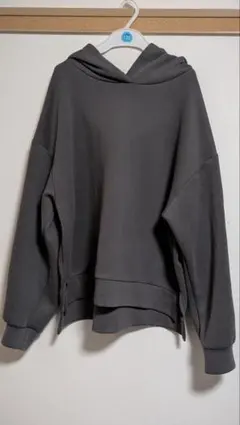 GU フード付きパーカー L 　ダークグレー