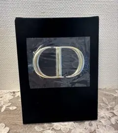 Diorノベルティの鏡