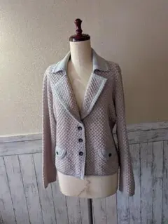 １００％ウールのニットジャケット