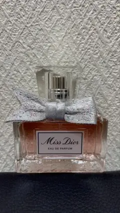 Miss Dior Eau de Parfum & ハンドクリームセット