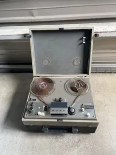 Item thumbnail for item e5b0c0fa-8712-4c54-964d-f18fcbed1870