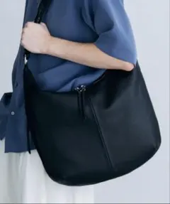 クロワッサンショルダーBAG(HARE)のサムネイル