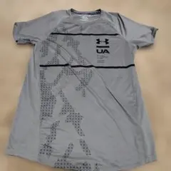 アンダーアーマー　 スポーツTシャツ XL