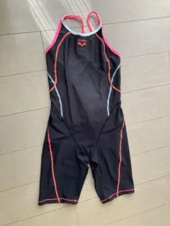 Item thumbnail for item d2ca4d04-7872-4105-a2cd-a2671761aae7