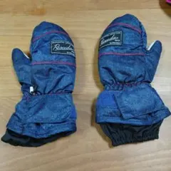 Item thumbnail for item 787b5e1f-d2d0-4325-8eaa-5f3e8cca234b