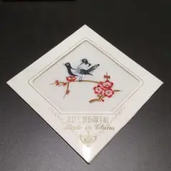 未使用　中国刺繍ハンカチ　梅　鳥　花鳥　刺しゅう　伝統工芸　ハンカチ