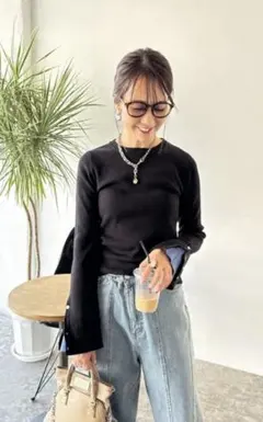 fosie 同型　配色袖フレアープルオーバー　ブラック