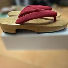 赤い鼻緒の木製下駄 サイズ45