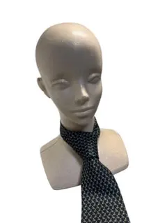 71553 Burberrys シルクネクタイ　ネイビー