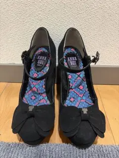 ANNA SUI ブラック スエード ハイヒール パンプスのサムネイル