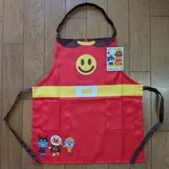 アンパンマン エプロン バンダイ子供用110サイズ 未使用