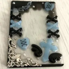 【B8】 トレカケース デコ 黒 水色