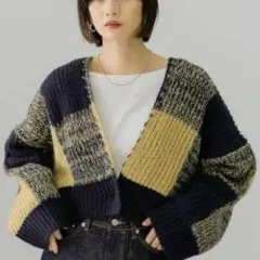 KBF BIGチェックショートカーディガン ネイビー