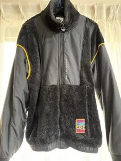 adidas フリースジャケット