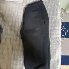 Nike ブラック テックフリーススウェット