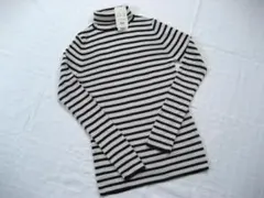 新品タグ付き✨️UNIQLO メリノリブタートルネックセーター 長袖