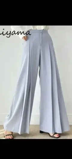 ハイウエストプリーツワイドパンツ