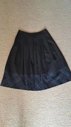 York land の膝丈スカート　訳あり