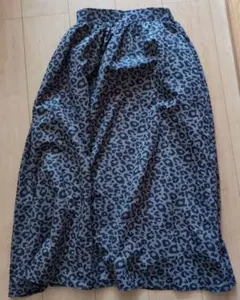 ヒョウ柄ロングスカート グレーと黒