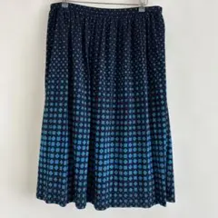 美品です♪Leilian 13+ フレアスカート 黒と青の幾何学模様