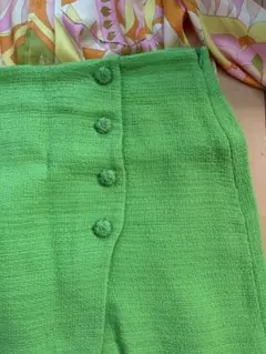 ザラZARAグリーン タイトスカート 4ボタン