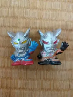ウルトラマンゼロ　ダークロプスゼロ 指人形　2体セット