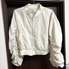アイボリー クロップドジャケット