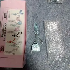 まとめ売り大歓迎♡ハローキティシークレットキーホルダー♡キルトデザイン♡