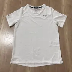 Nike Dri-FIT ホワイト Tシャツ