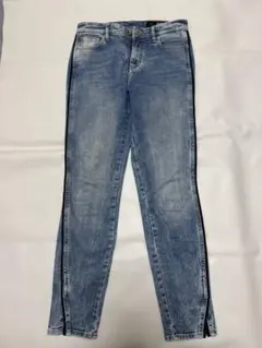 Armani Exchange J19 スキニーデニム 28のサムネイル
