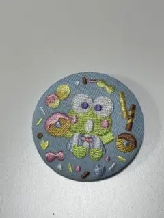 けろけろけろっぴ 刺繍缶バッジ