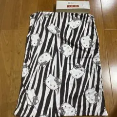 【新品未使用】ハローキティ　ゼブラ柄　枕カバー　アベイル　サンリオ　しまむら