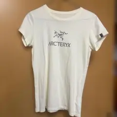 ARC'TERYX アークテリクス Tシャツ オフホワイト Sサイズのサムネイル