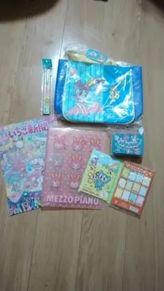 平成レトロキャラクター文房具セット バッグ付き