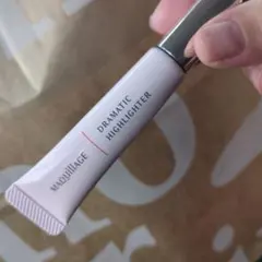 資生堂　マキアージュ　MAQuillAGE　ドラマティックハイライター　8g