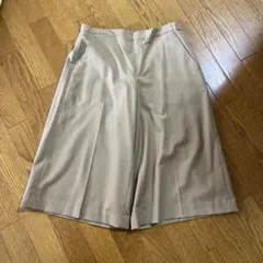 ベージュ キュロット パンツ