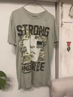 FOREVER 21 MEN Tシャツ カーキ Sサイズのサムネイル