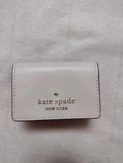 美品　kate spade ケイトスペード　三つ折り財布 ベージュ黒　バイカラー