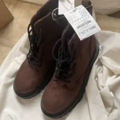 ザラ　ブラウン スエード ハイカットブーツ　ZARA タグ付き　新品 送料込み