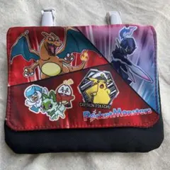 【週末値下げ中】ポケモン移動ポケット　クリップ付き
