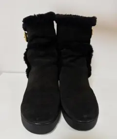 CHANEL 黒 キルティング ムートンブーツ - メルカリ