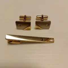 z*y様 ゴールド カフスボタン ネクタイピン セット