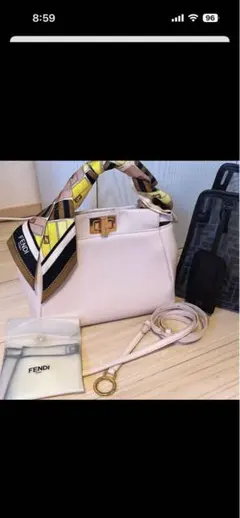FENDI フェンディ ピーカブー 2way ハンド　ショルダーバッグ
