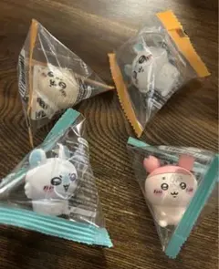 ちいかわ インテリアミニフィギュア ラッコ 古本屋 モモンガ