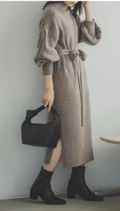【美品】フリーズマート　ニットワンピース　ベージュ