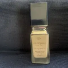 クレドポーボーテ ​タンフリュイドエクラ マットオークル10