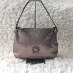 【正規品】フェラガモ ガンチーニ レザー ワンショルダーバッグ