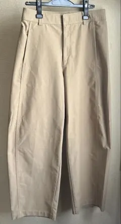 ユニクロ　ジャージーバレルレッグパンツ