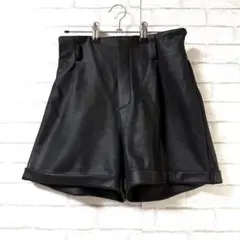 【RafRaf】レザー風ハイウエスト ブラック ショートパンツL ロールアップ